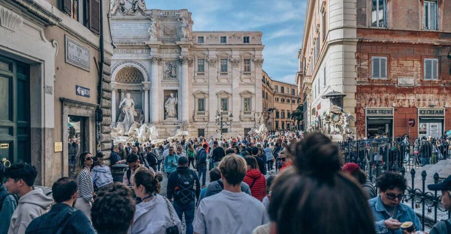 10 Wonders of Rome in 3 hours - Piazza Venezia and the Altar of the Fatherland: Big Photos, Clear Context