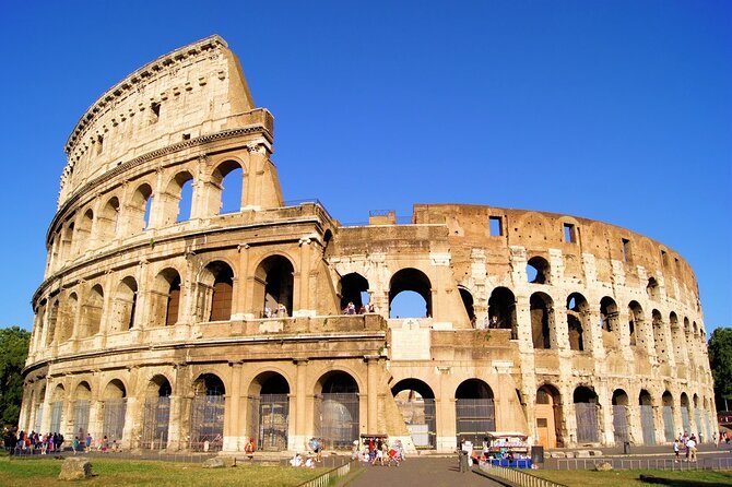 3 hour Golf Cart tour of Rome with Gelato - Piazza Colonna and Trevi Fountain: The Quick Hits
