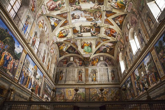 3 or 2 hours Vatican with St. Peter's Basilica option - How group size and audio affect what you remember