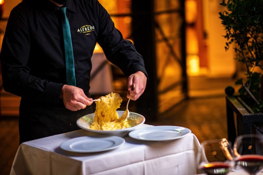 Alfredo alla Scrofa Restaurant in Rome: Eat Like a Star - Who This Experience Suits Best, and Who Might Skip It