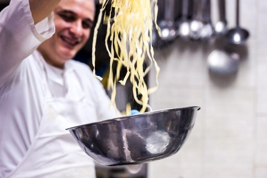 Alfredo alla Scrofa Restaurant in Rome: Eat Like a Star - How Much Is This Really Worth? The $135.94 Question