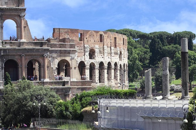 Ancient Rome Guided Tour: Colosseum, Forum and Palatine & Pick Up - Pacing, shade, and staying together in the crowd