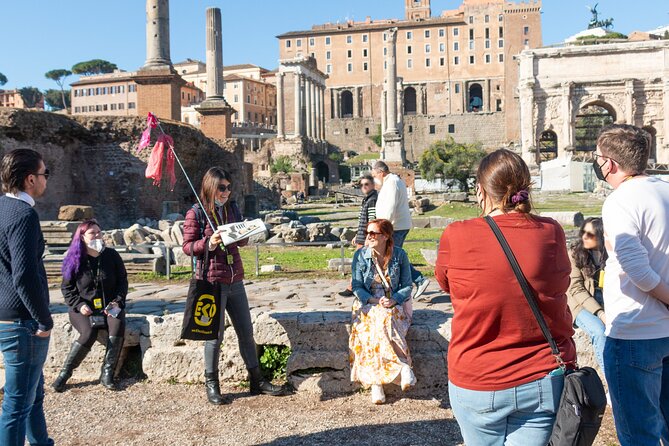 Ancient Rome Guided Walking Tour: Colosseum, Forum and Palatine - How Guides Handle Crowds, Sound, and Pacing