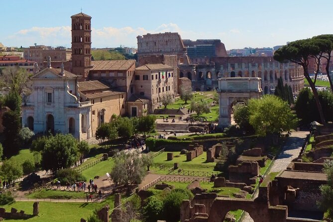 Ancient Rome unveiled: Colosseum with audioguide - Palatine Hill: viewpoints and the power center vibe