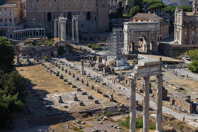 Ancient Rome unveiled: Colosseum with audioguide - A realistic 3-hour plan that keeps you from rushing