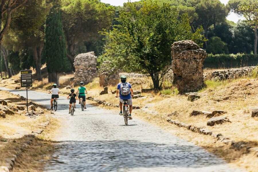 Appia Antica & Aqueducts e-Bike Tour - Official Provider - Starting at EcoBike Roma, then easing into the park
