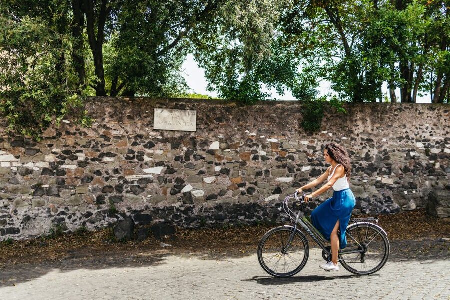 Appia Antica: Full Day Bike Rental with Customizable Routes - Capo di Bove and Villa dei Quintili: when the road feels truly Roman