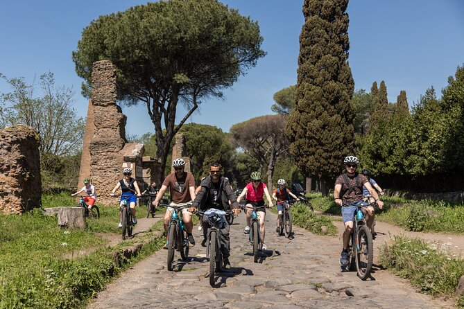 Appian Way & Aqueducts small group e-bike tour(catacombs & food) - Porta San Sebastiano and Roman walls: a strong start with actual context