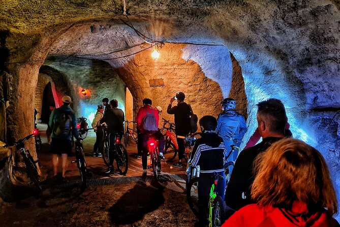 Appian Way Bike tour Underground with Catacombs & Lunch - Starting At Porta San Sebastiano, Rome’s Southern Gateway
