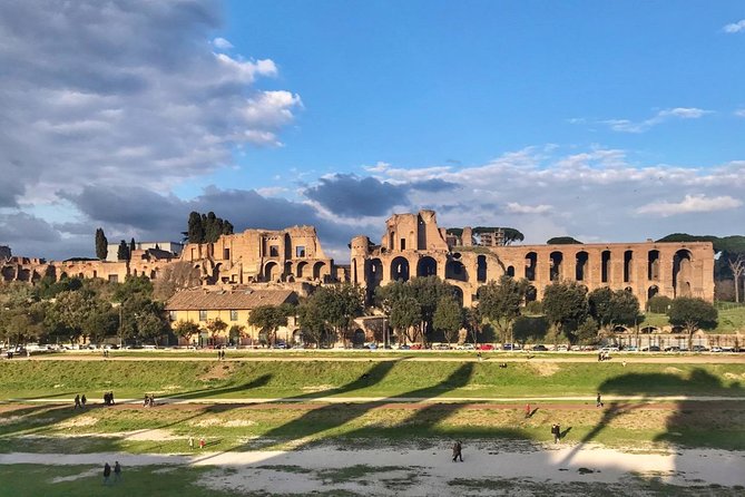 Arena Floor Access Experience for Colosseum & Roman Forum - Guided vs App-Based: Choose the Version That Fits Your Travel Style