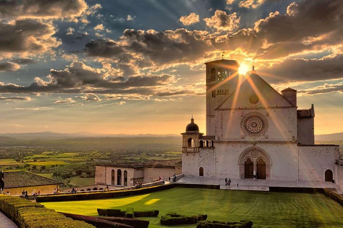 Assisi One Day Trip Private Excursion from Rome - Piazza del Commune and Assisi on your own hour