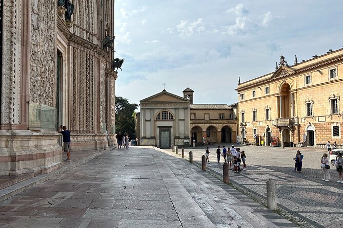 Assisi, Orvieto and Civita di Bagnoregio Full Day Tour from Rome - Coach Comfort, Small Group Size, And Guide Support