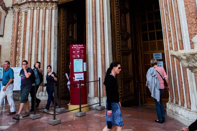 Assisi & Saint Francis Path Tour from Rome - Cattedrale di San Rufino: quick, but memorable