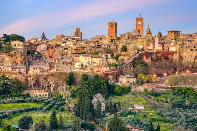 Bagnoregio & Orvieto Day Trip from Rome with Wine Tasting & Lunch - Orvieto: Duomo views and Underground time