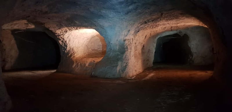 Between Catacombs and ancient Quarries in Rome - Touching a Roman Lamp and Seeing Light the Old Way