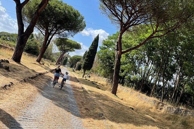 Bike Rental inside Appian Way Regional Park - Bike sizing: e-bike vs muscle bike, and the kid-friendly setup
