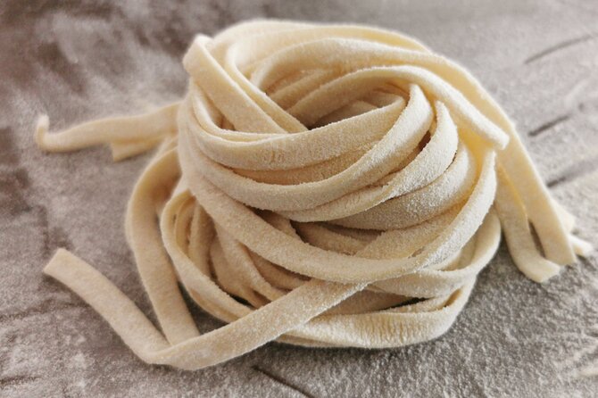 Bruschetta, Fettuccine, Gnocchi, Tiramisu Cooking Class - Who Runs the Kitchen: Family-Style Teaching With Real Personality