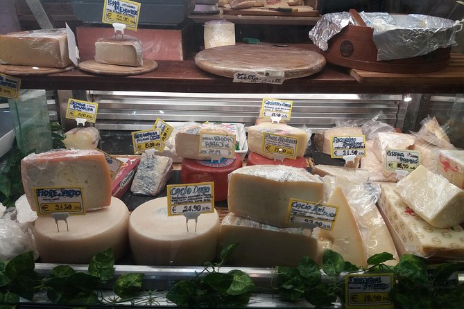Budget-friendly Street Food Tour of Trastevere Quarter Smaller Group - Dietary Needs, What You Can Request, and Who Should Book