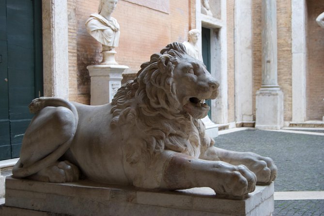 Capitoline Museums Marvels Private Tour - The wounded Amazon, Venus, and the dying Galata, what they teach you