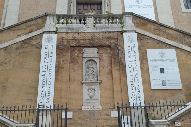 Capuchin Crypts Tour – Fast-Track, Guided or Audio - Dress code: the small rule that can ruin your timing