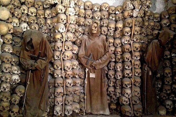 Capuchins Crypt Tour and Concert in Rome - Santa Maria Immacolata and Via Veneto: art in a surprising setting