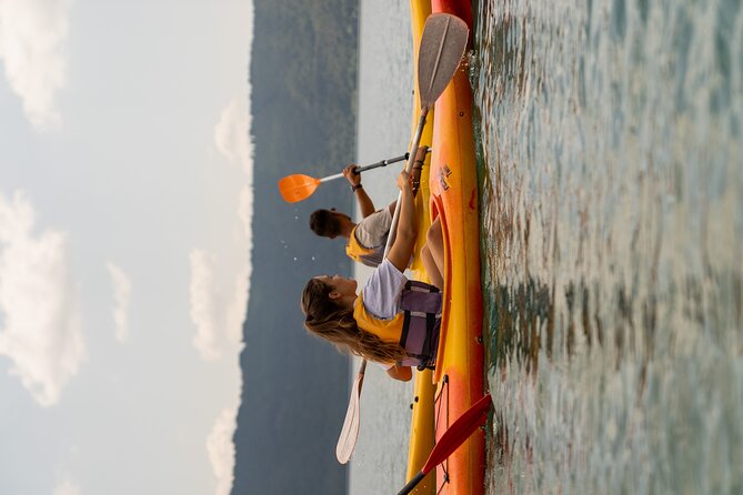 Castel Gandolfo Lake Kayak and Swim Tour - The swim break in the forest: water, pizza, and when you get to cool off