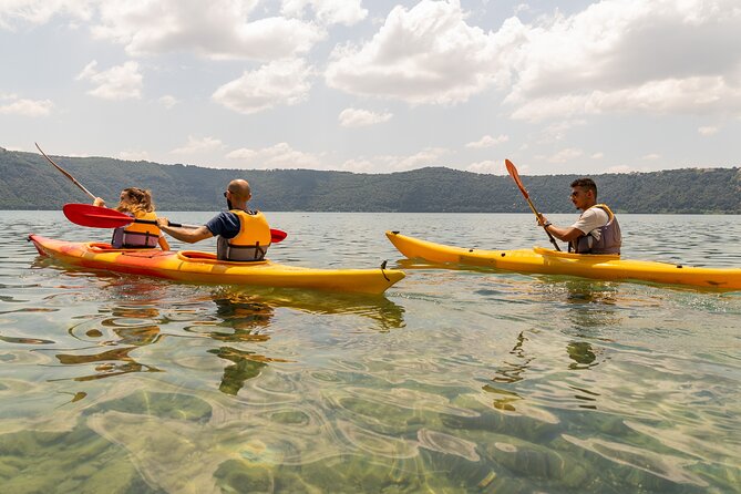 Castel Gandolfo Lake Kayak and Swim Tour - Entering Lake Albano: the 15-minute kayaking lesson that sets you up