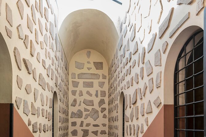 Catacombs and Appian way Tour - Walking the Appian Way: why this road still matters