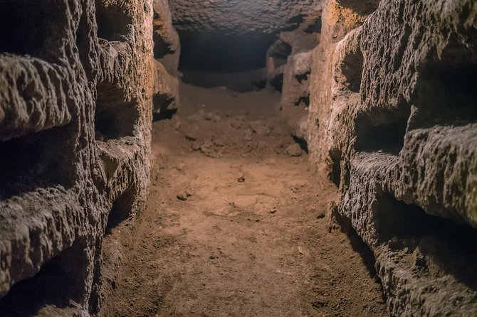 Catacombs Tour with Transfer – Optional Capuchin Crypt or Trevi - Where to meet in Rome, and how the transfer really works