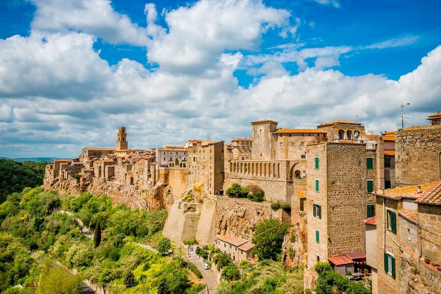 Civitavecchia: Tuscany Full-Day Guided Trip w/Wine Tasting - Pitigliano, the Small Jerusalem: Tufo Streets and a Cliffside View