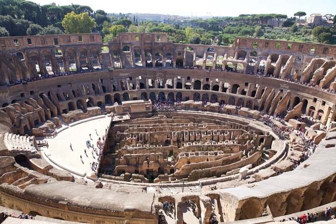 Colosseum and Roman Forum Group Tour or Audio Guided tours - Guided Tour Option vs Audio Guided: Which One Fits You?