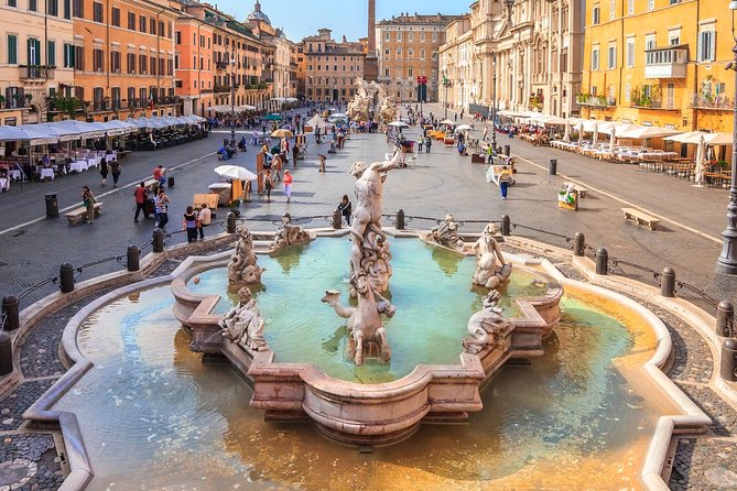 Colosseum Arena floor , Forum, Navona and Pantheon private tour - Piazza Venezia: Altare della Patria as a quick reset