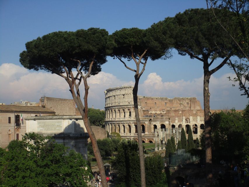 Colosseum Express Tour with Local Guide - Meeting Point on Via del Cardello 31 (And How Not to Miss It)