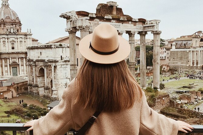 Colosseum, Roman Forum and Palatine Hill Guided Walking Tour - Entering the Colosseum with reserved entry and real photo spots
