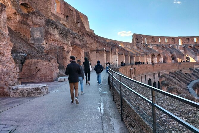 Colosseum, Roman Forum and Palatine Hill Guided Walking Tour - Timing, group size, and the route order that can change