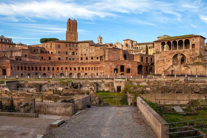 Colosseum, Roman Forum and Palatine Hill Skip Line Private Tour - What makes the private guide format worth it