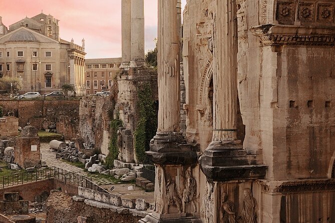 Colosseum Roman, Forum and Palatine Hill Tour - Meeting at Via Baccina: the spot you should find early