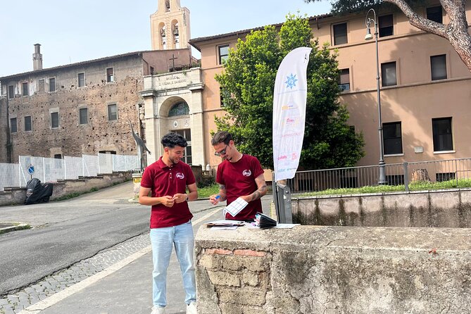 Colosseum, Roman Forum, Palatine Guided Tour or AudioGuide Option - Roman Forum: Temples, Arches, Tomb of Julius Caesar, and Daily-Life Context