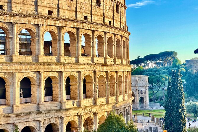 Colosseum, Roman Forum, Palatine Hill Audio Guided Tour - What the “guided Colosseum plus audio” format actually means