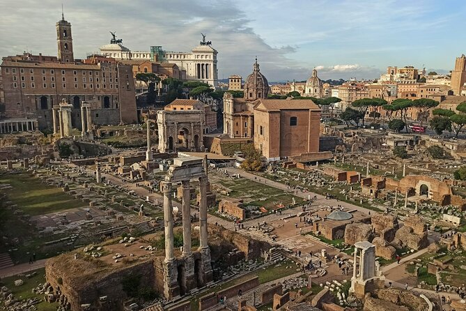 Colosseum, Roman Forum & Palatine Hill - Group Tour - How the Guide Makes It Click: Daily Life, Not Just Stones