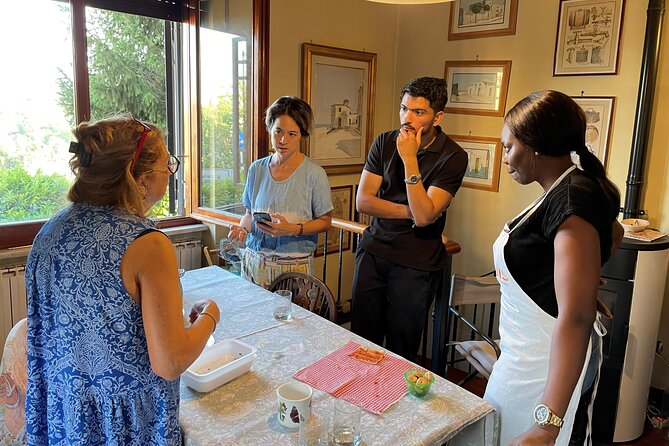 Cooking & eating with Locals in their home kitchen in Rome - Key highlights before you go