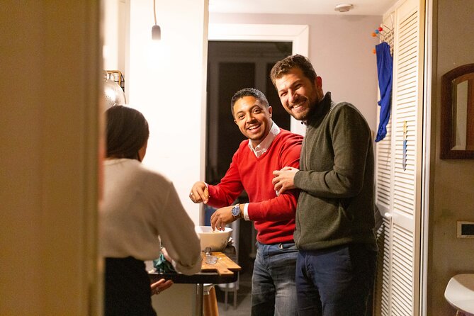 Cooking & eating with Locals in their home kitchen in Rome - Should you book this Rome cooking evening?