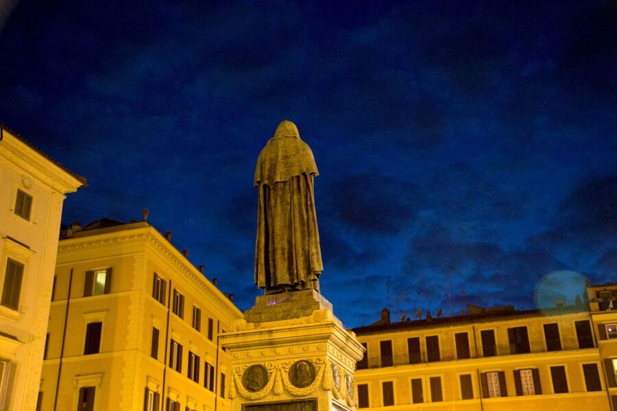 Dark Heart of Rome - Facts, Legend & Mystery Walking Tour - From Corso Vittorio Emanuele II Into the Narrow-Lane Story District
