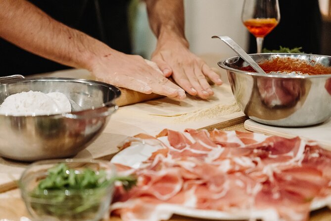 Devour Rome Wine & Pizza Making Class in Trastevere Neighborhood - Food Rules and Gluten Notes: Plan Ahead for Dietary Needs