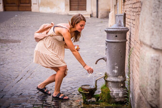 Discover the Jewish Ghetto of Rome on a Small Group Walking Tour - Teatro di Marcello and the quick win of seeing Rome from street level