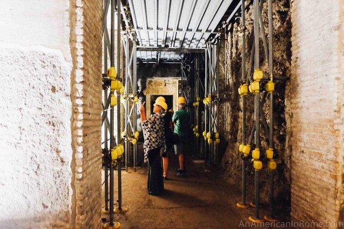 Domus Aurea skip the line ticket guided tour - The cold reality check: meeting at Via delle Terme di Tito and arriving on time