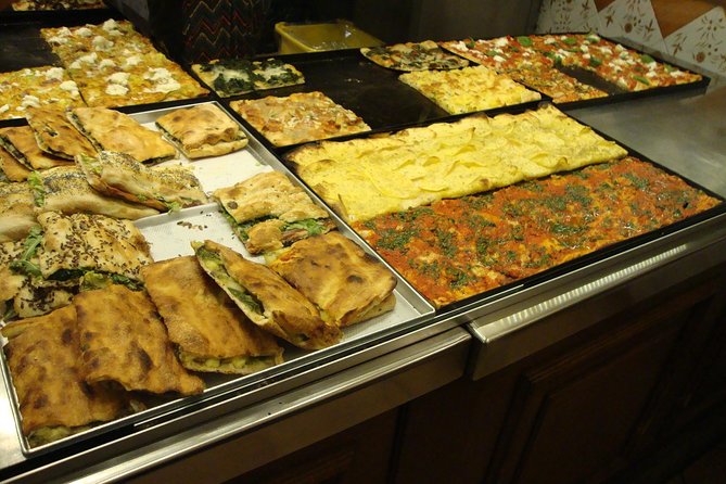 Evening food & wine tour in Rome's historical center - Via del Moro trattoria: Roman pasta dishes and seasonal sides