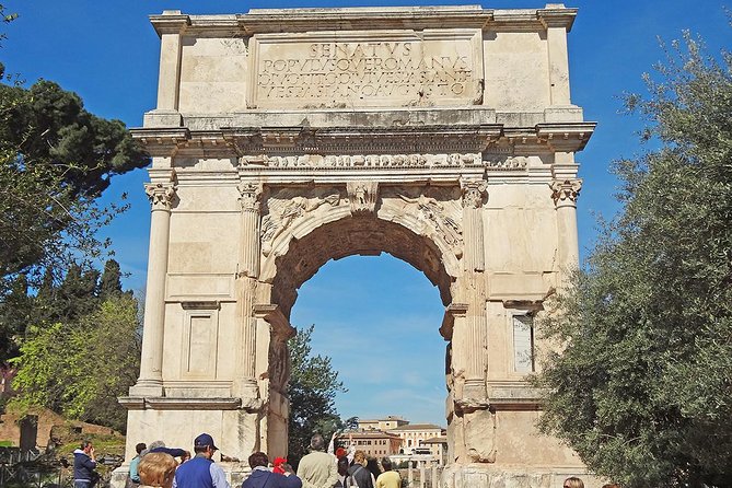 Exclusive Colosseum ARENA and Ancient Rome with Archaeologist - Roman Forum: the fastest way to orient your brain