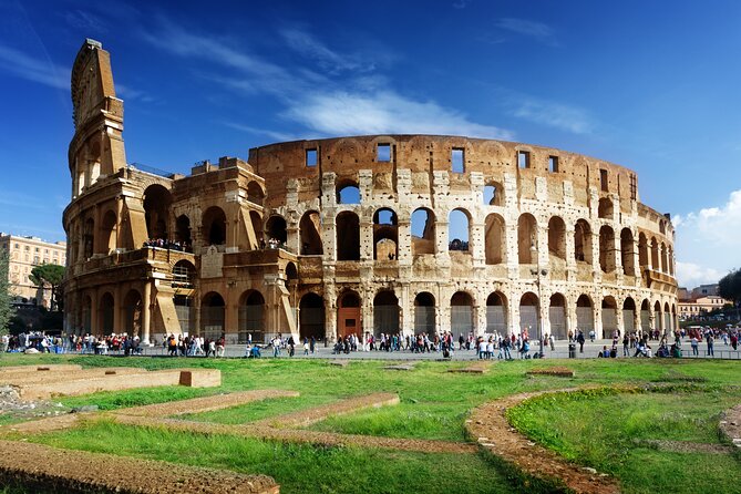Exclusive Colosseum Tour with Top-Rated Guide - Crowds, Heat, and Footwear: The Reality Inside the Colosseum