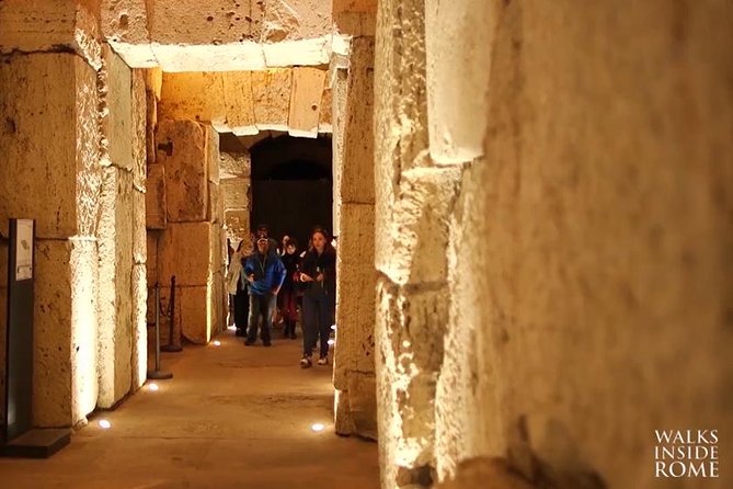 Exclusive Colosseum Underground & Roman Forum tour (Max 6 Guests) - Meeting at 9:30, using your mobile ticket, and avoiding entry headaches